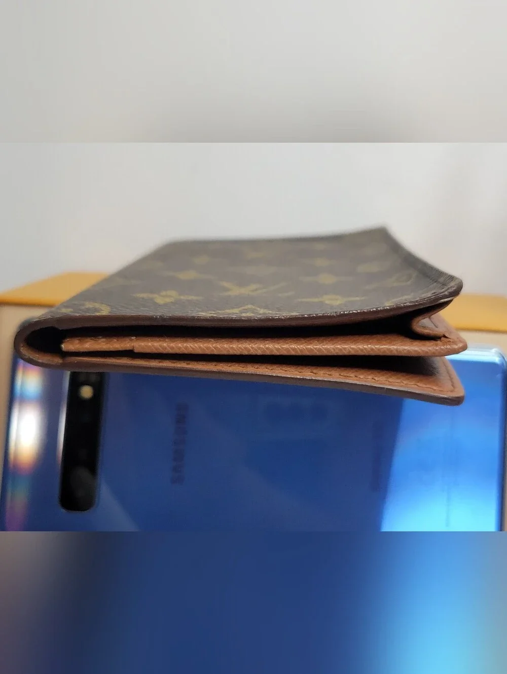Louis Vuitton guaranteed authentic+authentic